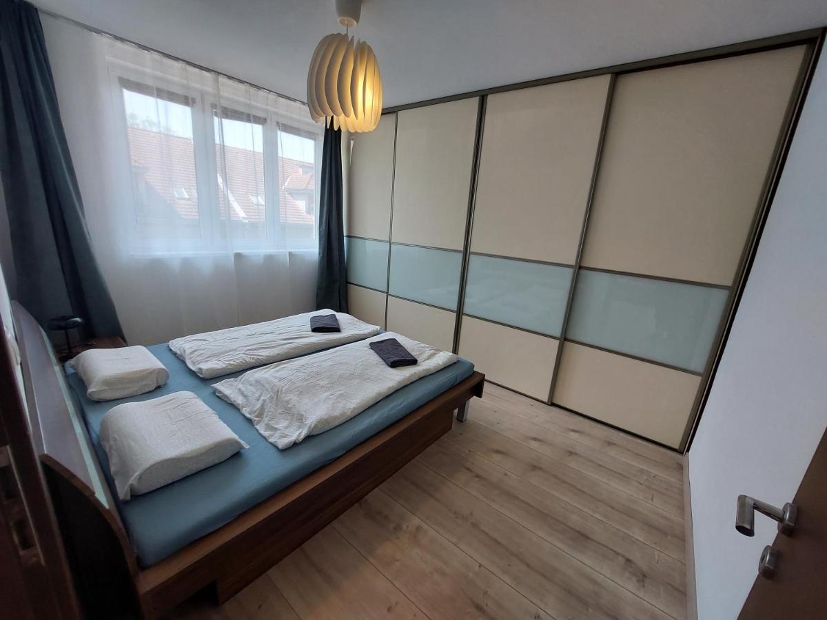 Utulny Apartman V Bratislava 4 Exterior photo
